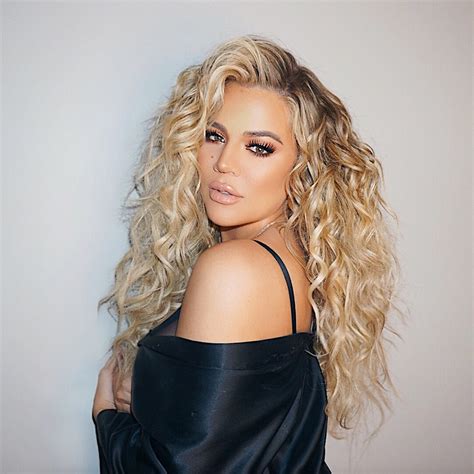 This Is Why Khloé Kardashian's Hair Has Been Getting Curlier During ...