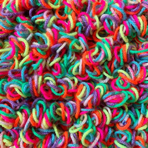 crochet loop stitch tutorial with link to free crochet pattern » yokieb