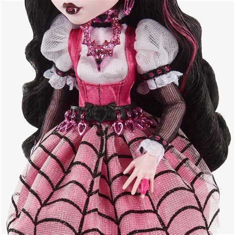 Haunt Couture Draculaura in 2022 | Draculaura costume, Monster high, Monster high dolls