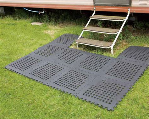 Outdoor Garden Ground Mat – FOAMTECH