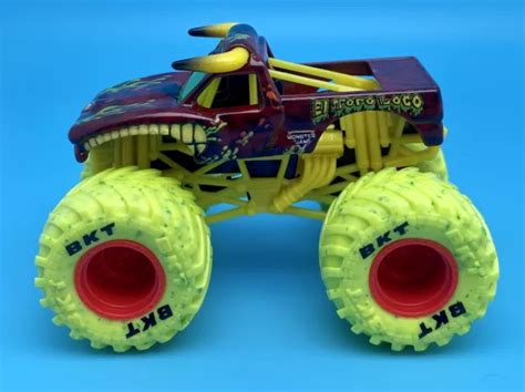 MONSTER JAM MONSTER Truck EL TORO LOCO 1:64 Zombie vs Hunter édition spéciale EUR 33,46 ...