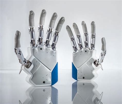 First Bionic Hand of New Generation - XciteFun.net