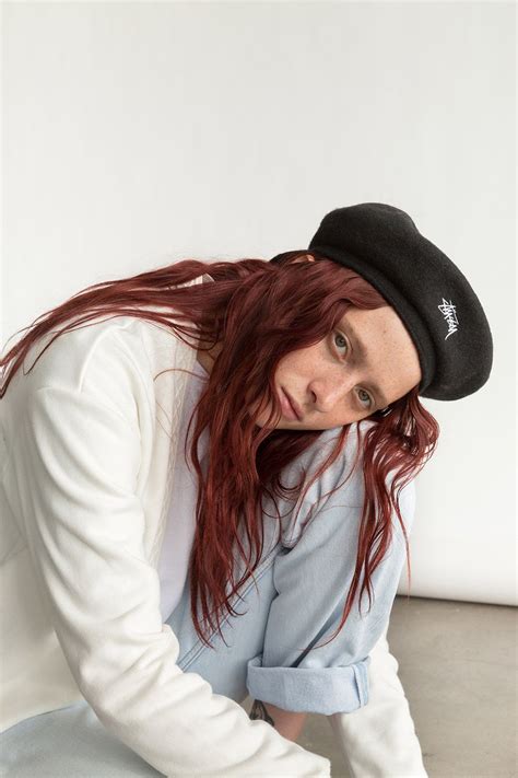 Stüssy: What You Need to Know About the Clothing Brand | Stussy women, Fall lookbook, Stussy