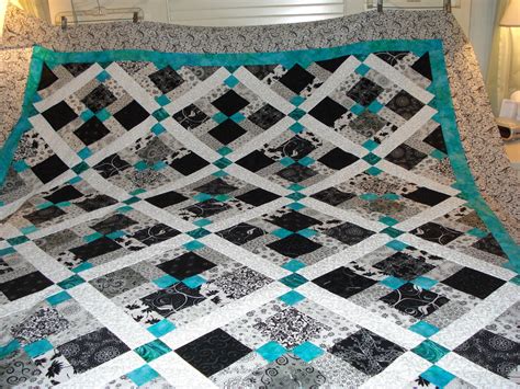 Disappearing Nine Patch Pattern Patch Disappearing Nine Pattern Quilt ...