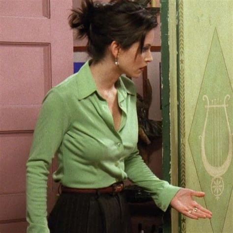 MONICA GELLER BEST OUTFITS Monica Geller Outfits Geller Monica Outfits ...