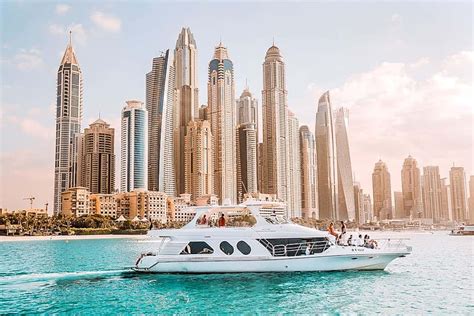 2023 Luxury Yacht Cruise Dubai Marina Palm Jumeirah, Burj Al Arab, And ...