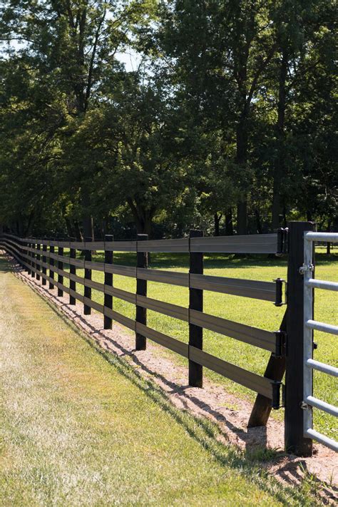 Flex Fence® – The Value You Want, The Safety Your Animals Need | Horse fencing, Horse farms ...