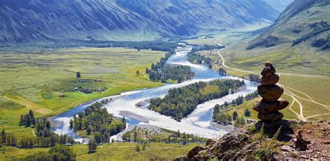 Altai Mountains | Siberia Luxury Travel | Remote Lands