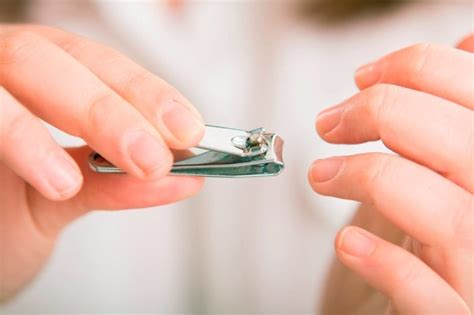 Nail Salon Tips: What Manicurists Won't Tell You | Reader's Digest