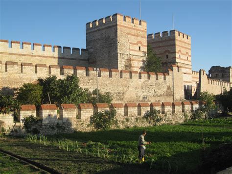 The Theodosian Walls of Constantinople (Photo taken November 2009) : r ...