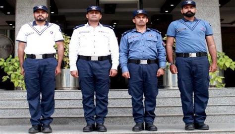 Video: Sindh Police introduces new uniform for officers