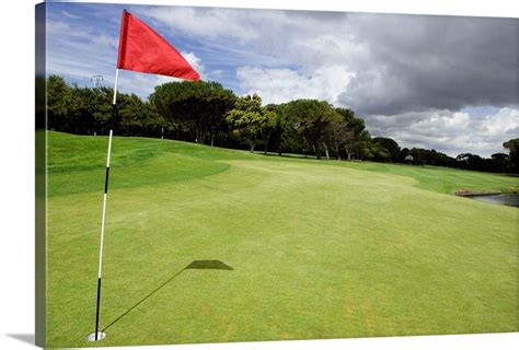 Flag on golf course Wall Art, Canvas Prints, Framed Prints, Wall Peels ...