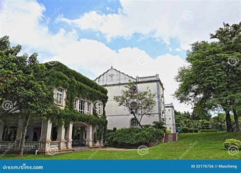 Campus of Huaqiao University Stock Photo - Image of exit, house: 32176756