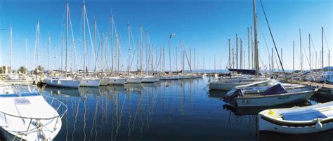 Hyères beaches in France beach information