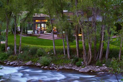 Roaring Fork Riverfront Gem, Woody Creek, Colorado | Leading Estates of the World