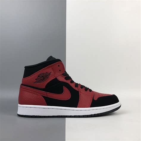 Air Jordan 1 Mid ‘Bred’ 554724-054 For Sale – The Sole Line