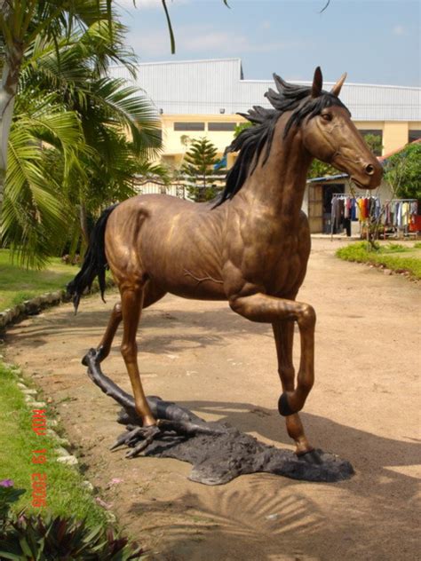 Bronze Running Horse Sculpture | Metropolitan Galleries Inc.
