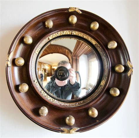 Little round mirror | I couldn’t resist a selfie | James West | Flickr