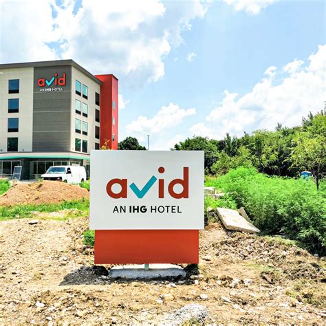 AVID Hotel – Arkansas Sign & Banner