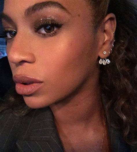 𝔹.𝕂 on Twitter | Beyonce earrings, Beyonce, Beyonce queen