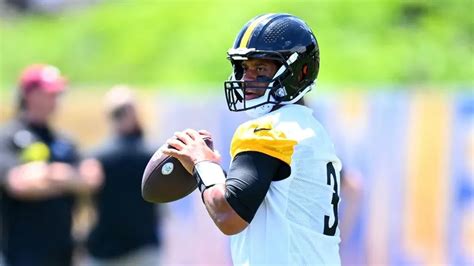 Mike Tomlin updates injury status Steelers' QB Russell Wilson - Bolavip US