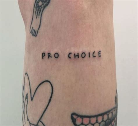 Man giving out 'pro choice' tattoos in exchange for charity donations ...