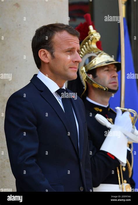 France's President Emmanuel Macron welcomes Rwanda's President Paul ...