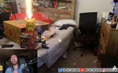 Asmongold loses it after watching IShowSpeed light up fireworks inside his room