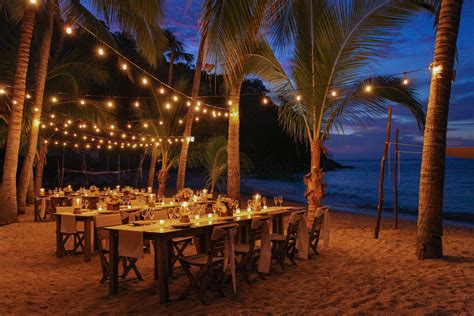 Sunset Beach Wedding | Sunset beach weddings, Outdoor beach wedding, Wedding venues beach