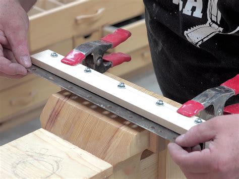 How To Make A Planer Blade Sharpening Jig - IBUILDIT.CA