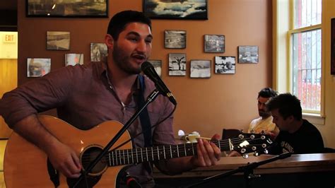 Coffee Shop Acoustic Session... Get Low Cover by Dan Henig - video Dailymotion