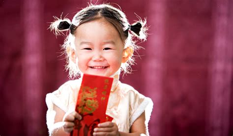 Chinese Red Envelopes from Lingo Bus, Win a Coupon with up to 50% Off!