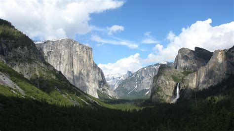 Tunnel View ~ Yosemite | Places to go, Travel usa, Yosemite