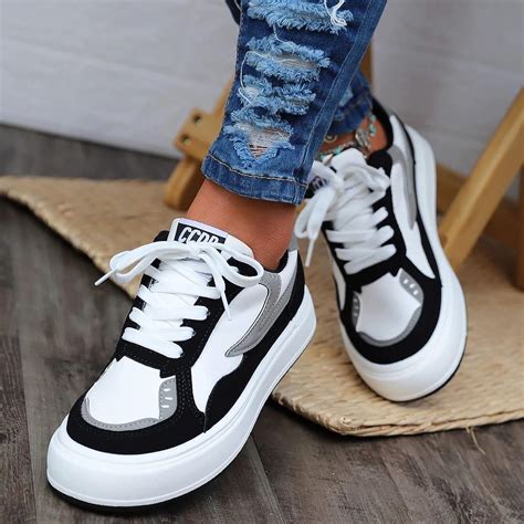 Platform Sneakers: Colorblock Lace-Up Casual Shoes for Women & Men - Black