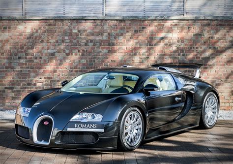 Low-Mileage Bugatti Veyron with 828-Miles Surfaces for $1.64-Million - The Flighter