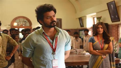 ‘Master’ movie review: An in-form Vijay takes a backseat to have fun ...