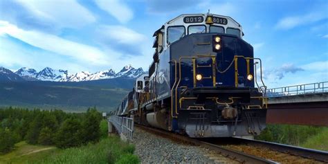 Travel in the USA by Train | Top 10 routes 2020 | Bookonboard