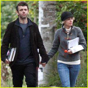 Rachel McAdams & Michael Sheen: Holding Hands! | Michael Sheen, Rachel McAdams : Just Jared