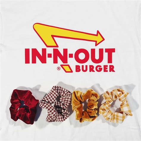 In-N-Out Burger T-Shirt - T-Shirts/Printed T-Shirts - Nowstalgia