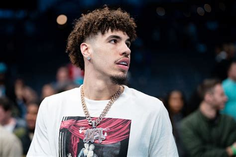 LaMelo Ball Injury Update: "I hope there's nothing wrong and he's back ...