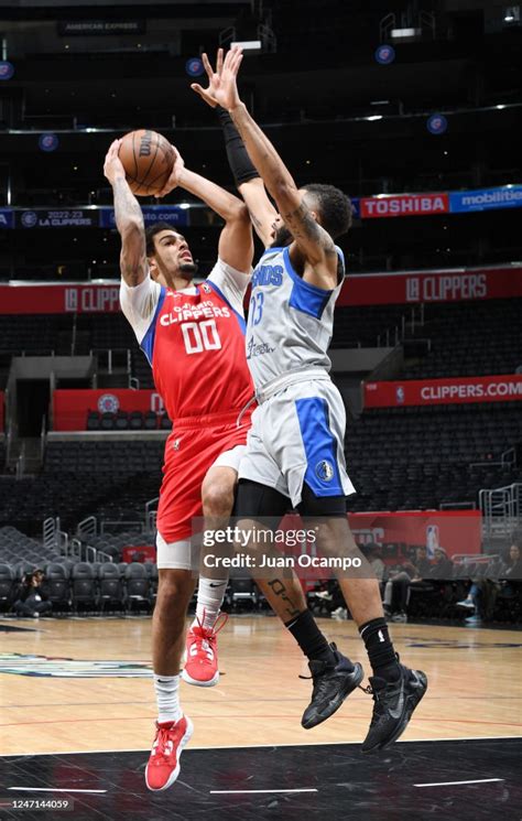 Michael Devoe of the Ontario Clippers goes to the basket during the ...