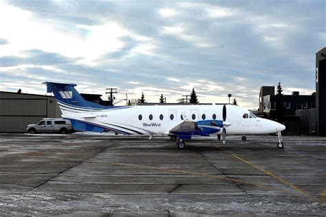 Beechcraft 1900D Specs - speakmzaer