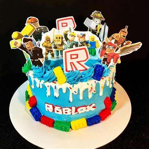 birthday cake roblox cake