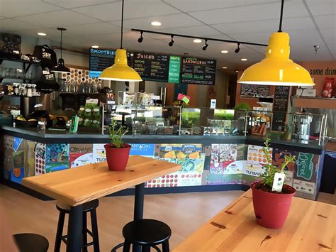 5 Delectable Smoothie Spots on Cape Cod