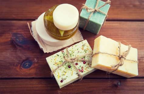 6 Benefits of Palm Oil in Soap (And Why Some People Refuse To Use It) – RusticWise