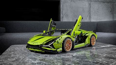 This Lego Technic Lamborghini Sian FKP 37 has 3,696 pieces