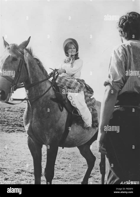 Far from the Madding Crowd (1968) Alan Bates, Julie Christie, Date ...