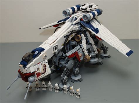 Star Wars Lego 10195 Republic Dropship with AT-OT | Star War… | Flickr