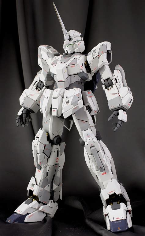 GUNDAM GUY: PG 1/60 RX-0 Unicorn Gundam - Painted Build
