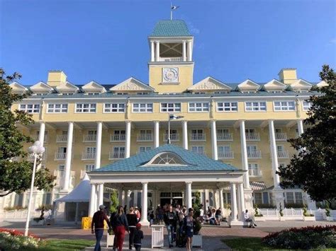 Disney Newport Bay Club Disneyland Paris Hotel Review